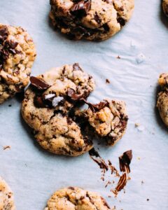 cookies con gocce di cioccolato